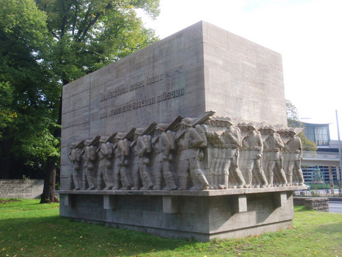 Hamburg: Soldiers memorial.